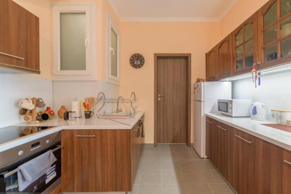 Bright Newly Renovated Apt Near Beach & Center+Ac Anemomylos Exterior photo